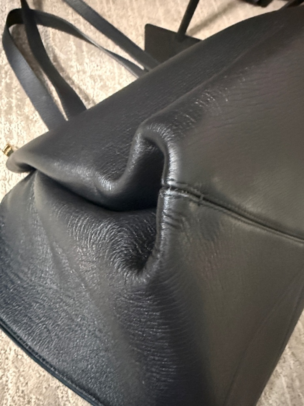Versace Medusa Biggie Tote Bag - Picture 7 of 14
